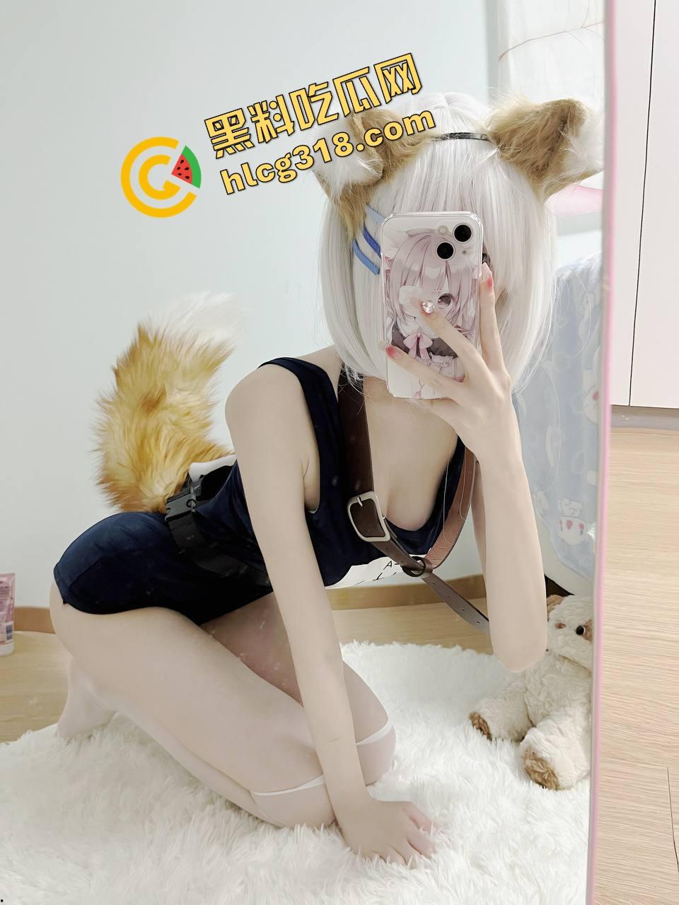 西部快枪手车震首战10秒结束，妹子还没叫出声，车刚晃两下就秒射，这么极品的浪逼全浪费了！-8