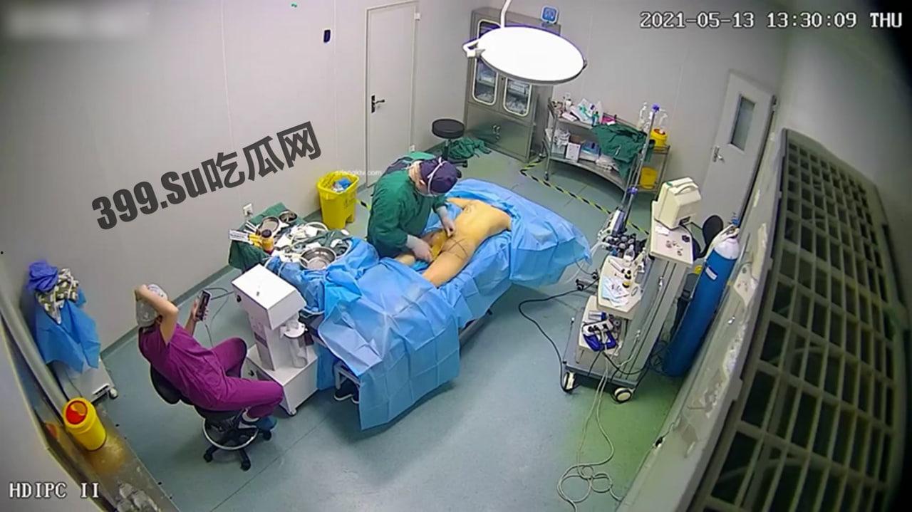 监控流出 珍稀资源黑客破解整形医院摄像头偷拍妹子脱光光做抽脂麻醉过后疼得哭蒙了圈-2