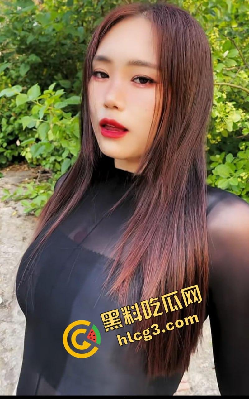 快手网红『元气学姐』全裸私拍流出，劲爆私拍暴露双重反差，脸穴同框自慰震撼爆料！-8