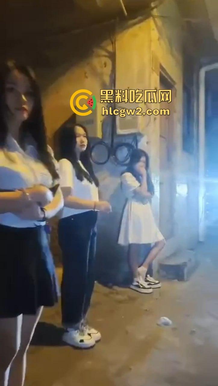 物美价廉的巷子快餐！200块买不来吃亏买不来上当！宝藏快餐女姿势十八般，手活嘴活全顶级的快餐圣地！-7