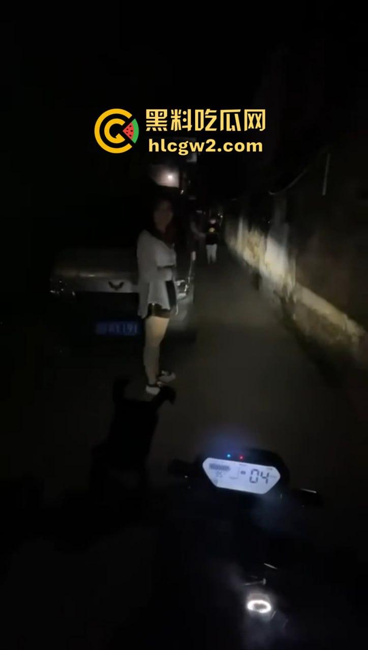 物美价廉的巷子快餐！200块买不来吃亏买不来上当！宝藏快餐女姿势十八般，手活嘴活全顶级的快餐圣地！-17