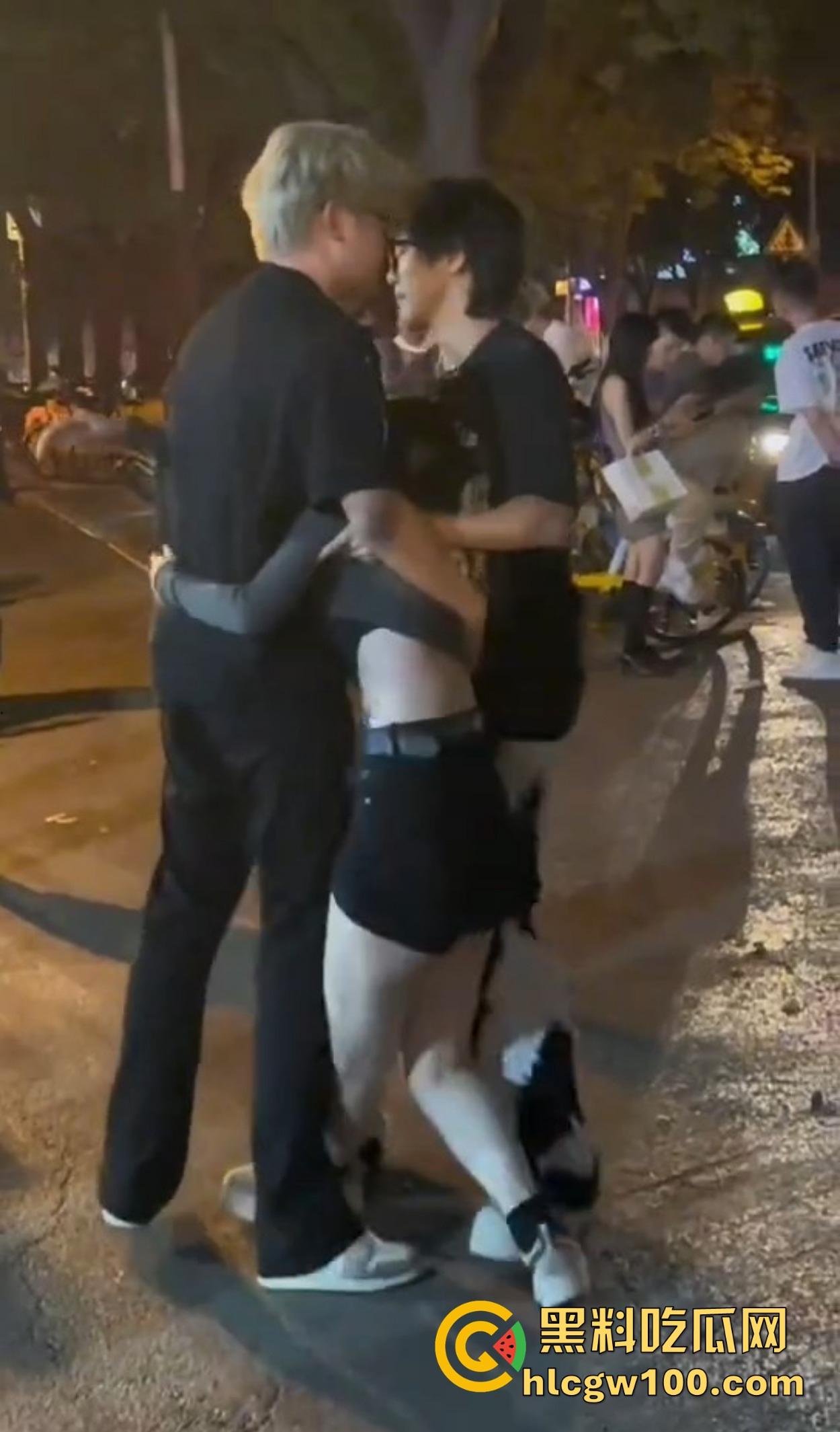 跨年夜小仙女醉酒全场失守 新年第一捡被玩到断片 捡到就是赚到 新年第一捡的骚货被玩坏蹬起来不心疼！-6