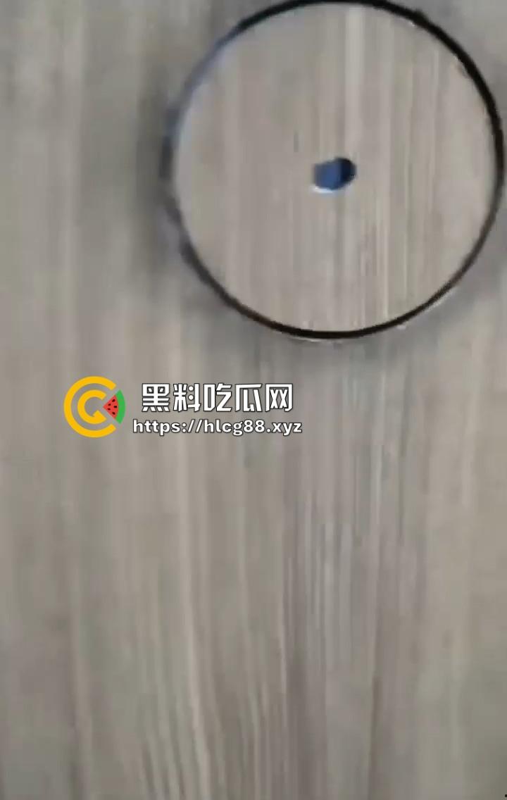 宁波万象城鸟洞事件，群友挖洞被抓，赔7000补窟窿，原来厕所鸟洞是他妈的专业户挖的！-5