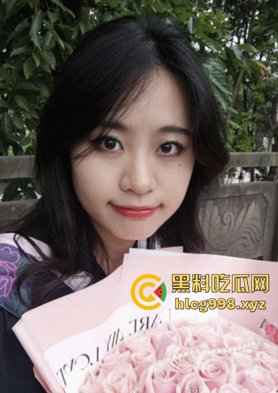 南宁师范学院清纯女神【赵一帆】堕落！在金主调教下变身反差母狗，深喉口交堪比技师！-3