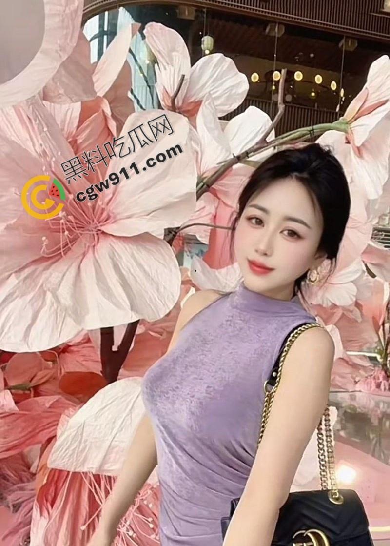 郑州淫荡人妻萧瑶背着老公出轨约炮！翘臀丰乳，嫩穴紧致，极品人妻，激起你的无限性幻想-1