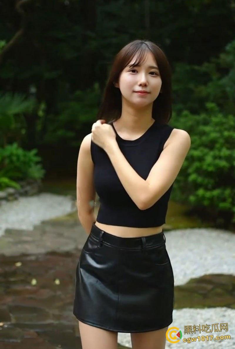 日本福利姬【Kahotann】，粉嫩少女褪去可爱睡衣，露出可爱白虎嫩穴，挺拔酥胸诱惑撩人，自慰淫叫反差拉满！-1