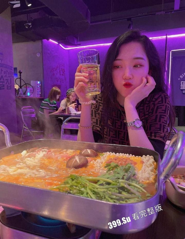 抖音 豆豆豆豆豆宝儿 微博 爱依豆宝 聚餐被灌醉带走 偷拍图流出 目前疯狂改抖音号中-6