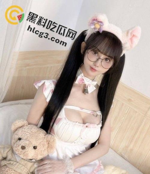 上海网红反差甜妹『吸酱』私拍泄密！甜美外表下的惊人真相，金钱交易背后的秘密曝光！-8