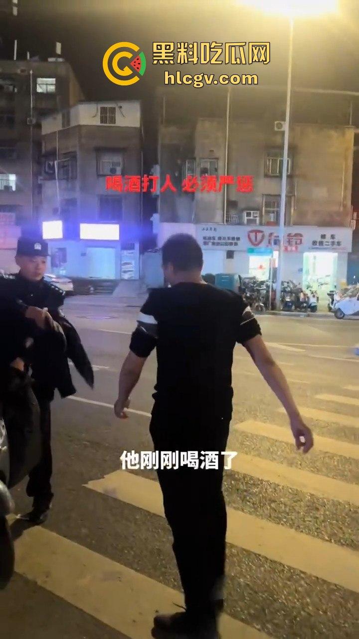湖北襄阳退役军人被酒醉男暴揍！坚守身份全程没还手，这醉汉真是命大！-3