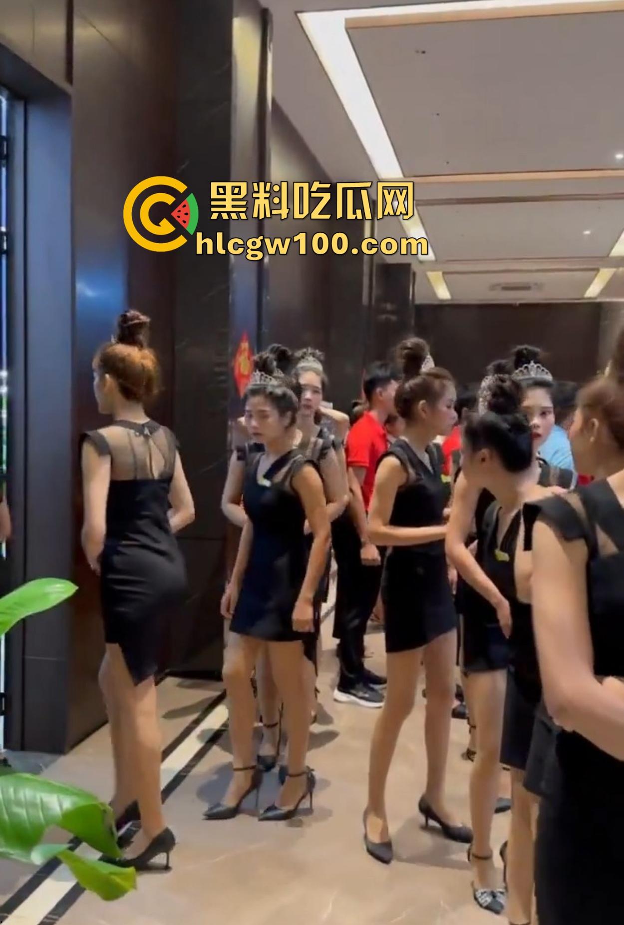 缅甸小姐姐的日常曝光，下班后颜值在线可甜可辣，生活不仅是开火车，瓜友速来当评委，看看缅甸妹子美到几分！-1