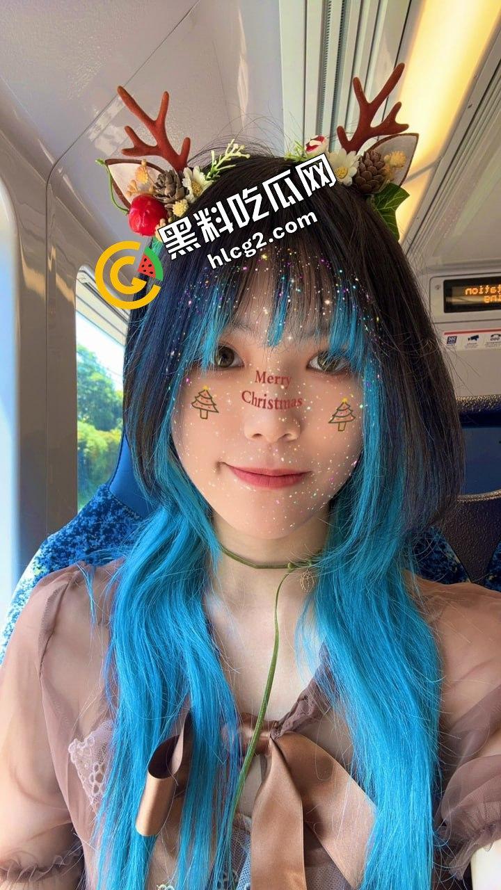 湖南中医药大学贫乳嫩妹『李双怡』清纯可爱型的小母狗 喜欢户外露出 定制收费合集泄密流出！-1