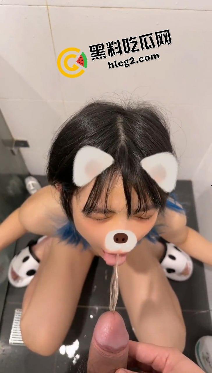 湖南中医药大学贫乳嫩妹『李双怡』清纯可爱型的小母狗 喜欢户外露出 定制收费合集泄密流出！-2