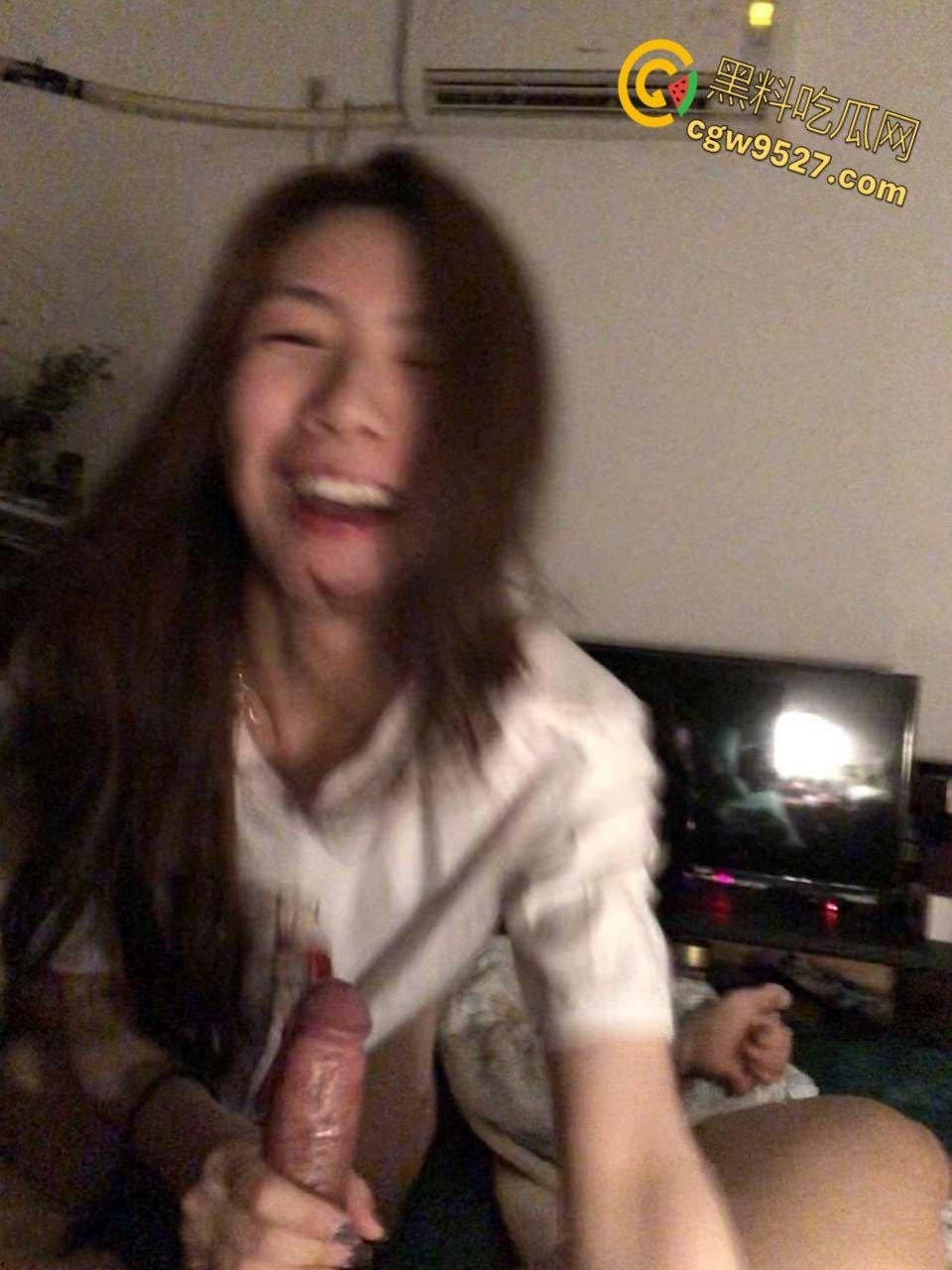 浙江外国语学院【Marry】,高气质模特身材反差婊,与男朋友校外同居日常,性感翘臀被后入狂操 !-5