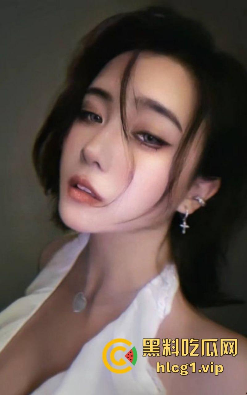 小红书美妆博主惨遇渣男！求和无果性爱视频曝光，得不到就毁掉的报复！-7