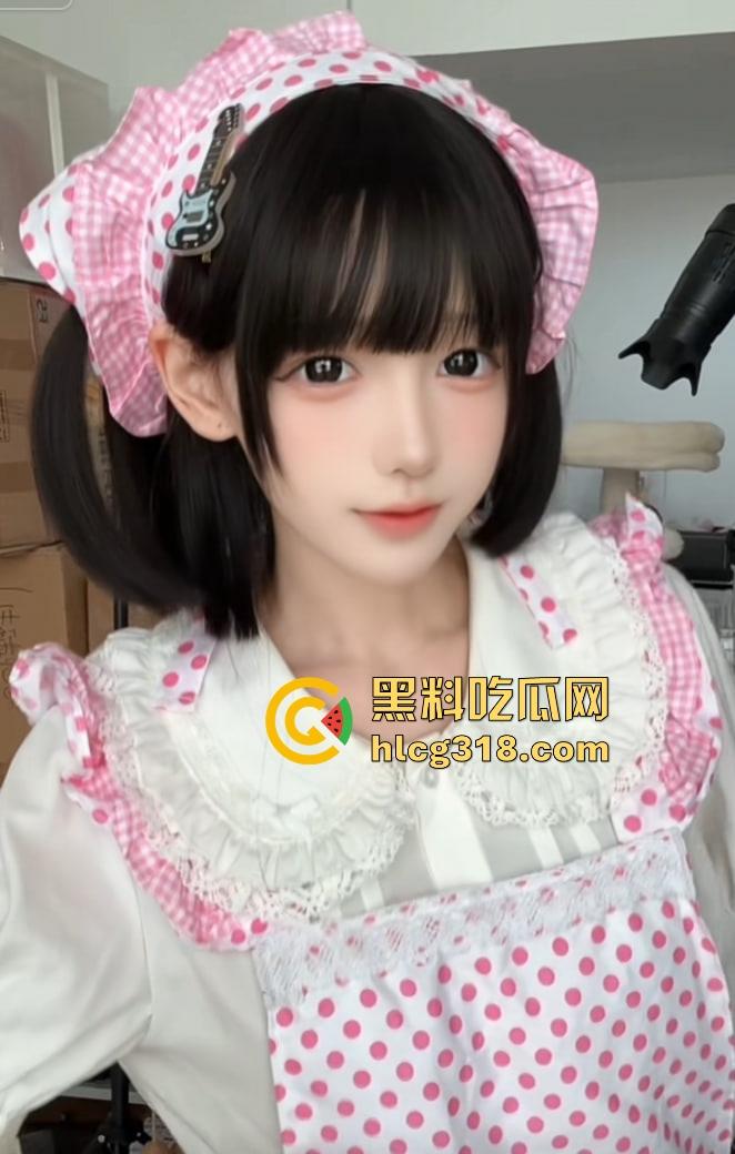 给cos小仙女『一只妖妹』抹油嫩得出水,油光水滑一抹就想咬一口,这才是拍片的正确打开方式!-7