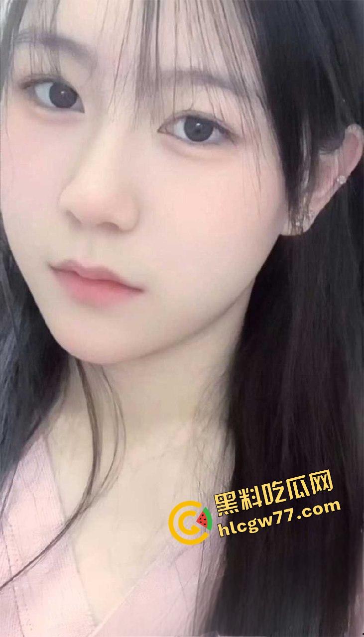 上海艺术设计学院的校花【夏宸玥】实锤拜金狗，富二代酒店蹂躏调教，宿舍自拍插棒成全校精盆公交车！-6