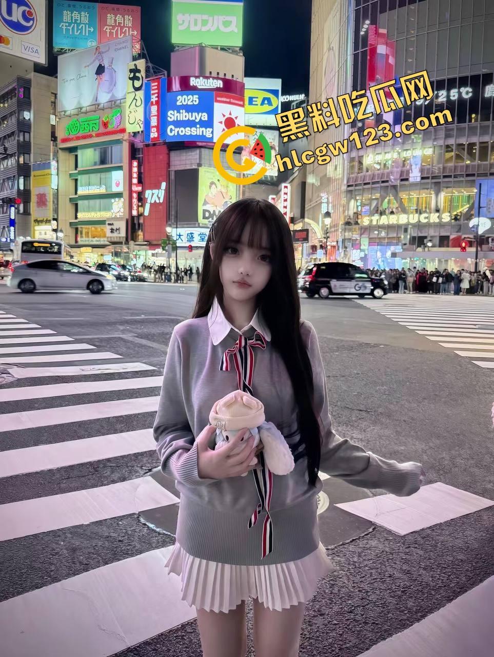 听话小母狗大学妹被包养全过程曝光，奶小屁股翘，一吃就出水操她比吃燕窝补，水多叫甜不粘人！-4