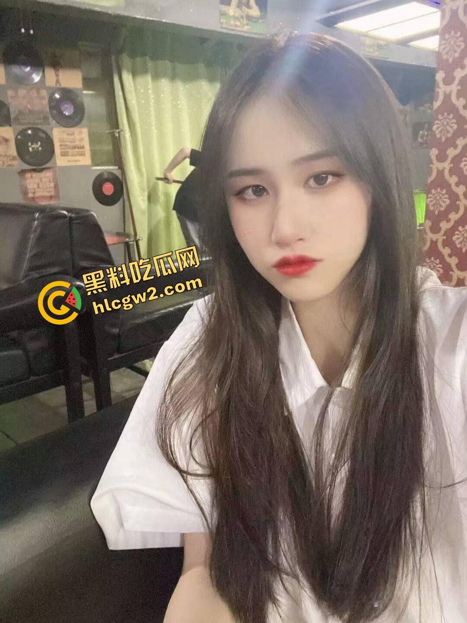 福建泉州反差御姐模特『吴妤婷』人前是高冷女神，人后是被操喷水的骚母狗！独家流出！-4
