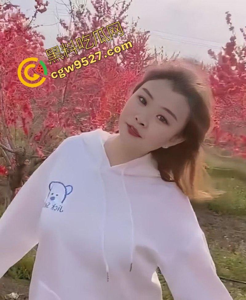 山东饥渴少妇佟晓丽性瘾极强！每晚约猛男疯狂缠绵，为求满足竟不惜抛弃儿女，瓜友们，难道你能满足她吗？-1