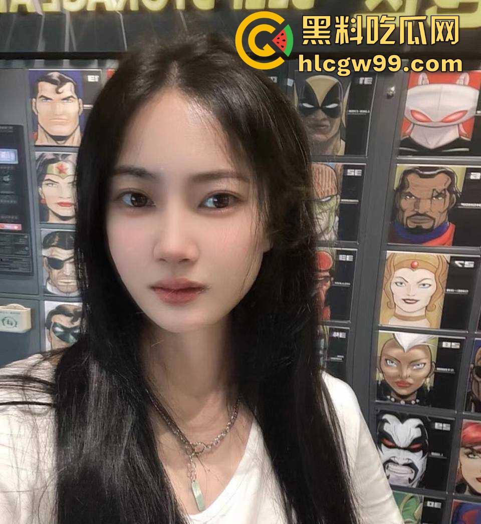 江西鹰潭【徐魏林】当初因颜值跟人走现又因为对方穷求复合，前男友无情曝光不良视频，你别说奶子真大！-9