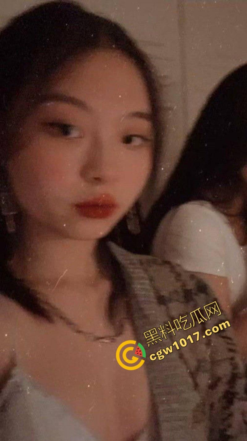 广东佛山E奶少女陈【晓涧性】爱视频流出:丰满乳峰被肆意揉捏,跳蛋震颤骚穴,菊花肛塞手铐紧缚,无套后入刺激十足!-8