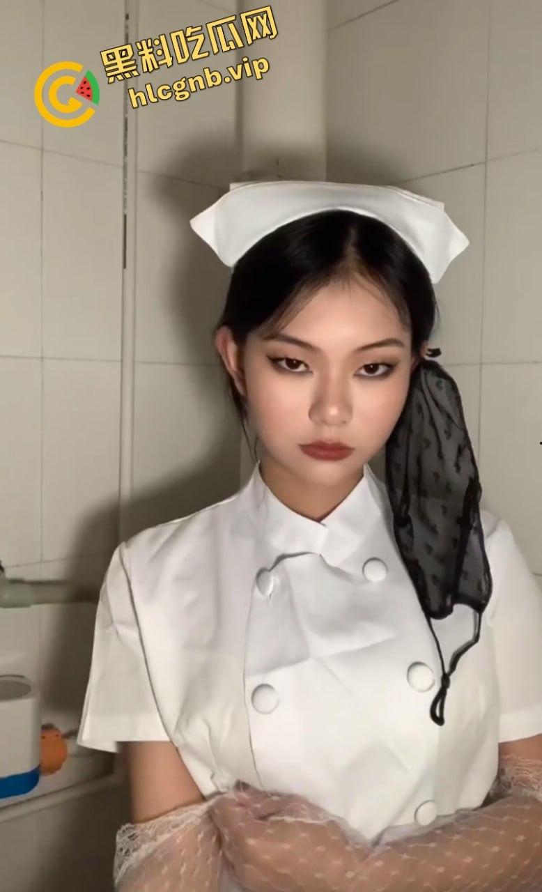 瓜友投稿！浙江中医药滨江学院 黄诗莹 穿着丝袜被人用鸡巴狂rua 男友查岗发现性爱视频怒曝光！-7