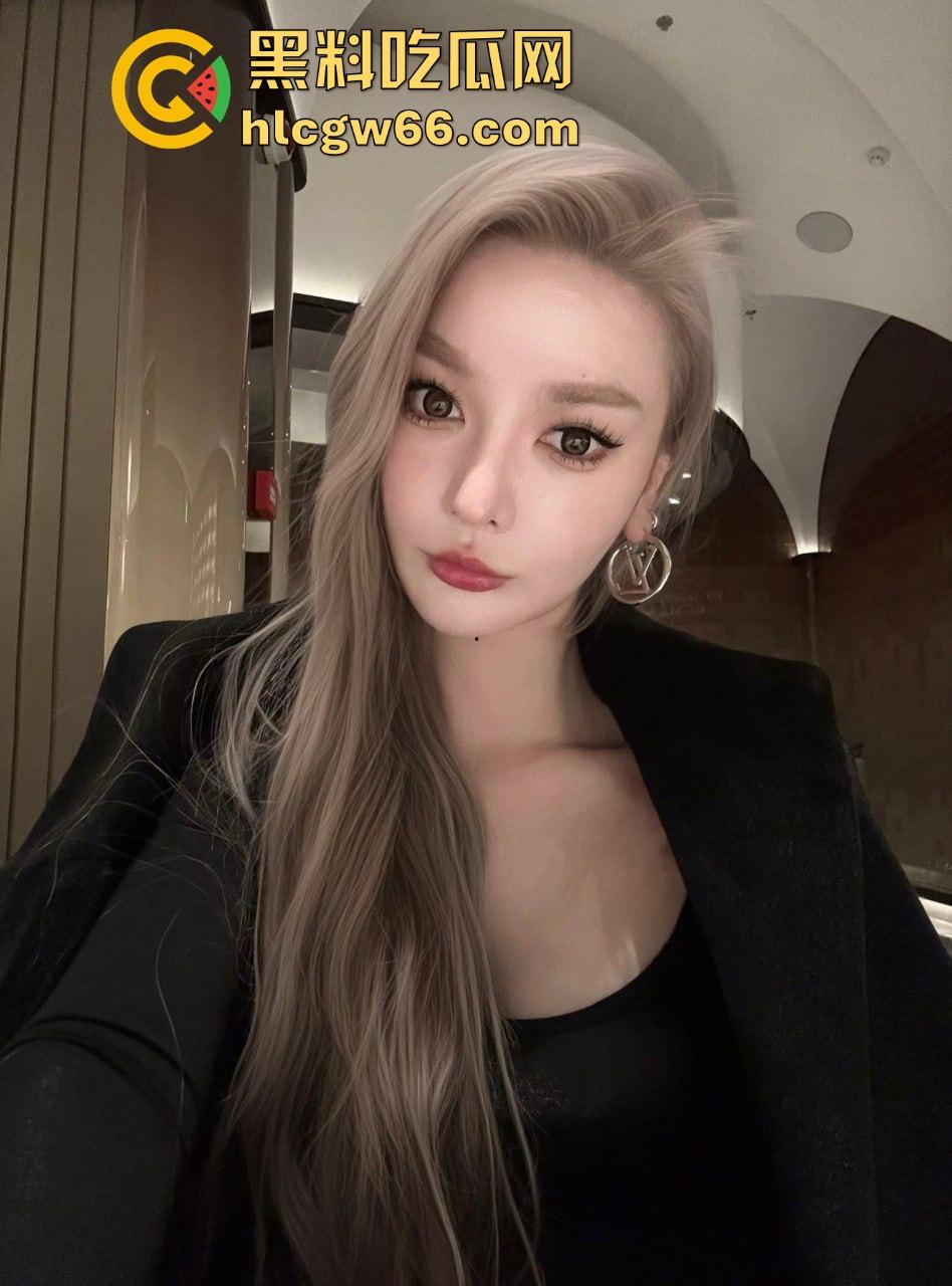 小红书找搭子吃饭不料被被逃单 上海假名媛黑料信息视频被曝光 没了大哥假名媛都原形必露!-10