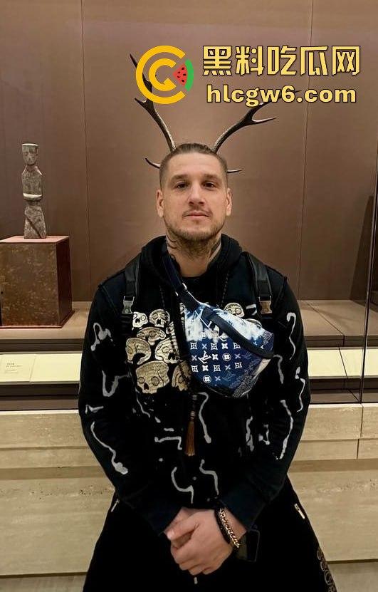 CSGO职业选手【宙斯Zeus】玩疯了,上海约炮大连工业大学黄婷后,转战东南亚开淫趴,女粉丝被当狗溜!-14