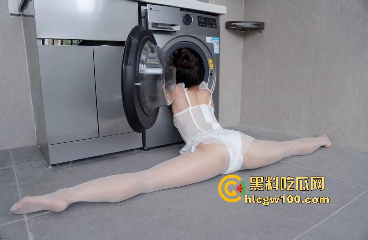 舞蹈妹妹一字马直接劈翻干爹，大长腿柔得跟蛇一样腿一开彩礼翻倍，舔狗看了直接秒，骚货绝活看完不硬算我输！-15