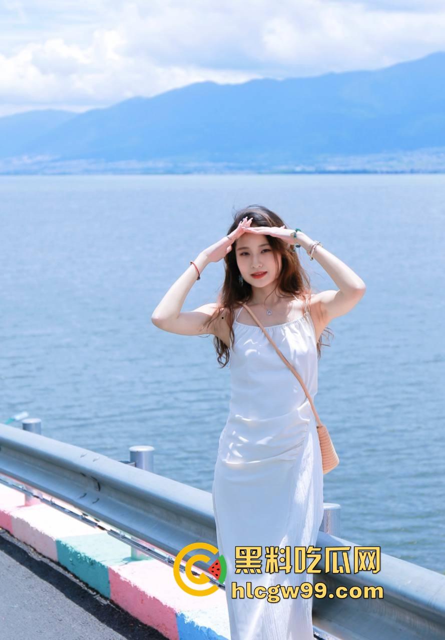 狼友投稿曝光大学生前女友【林辛】私下欠操成性，平时旅游拍美照，约炮帅哥被调教成母狗，放假就是淫乱季！-11