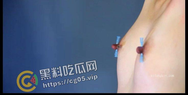 瓜瓜有狠活-【军统监狱里的女人】给宁死不从的旗袍女特工把辫子老虎凳全都安排上-3