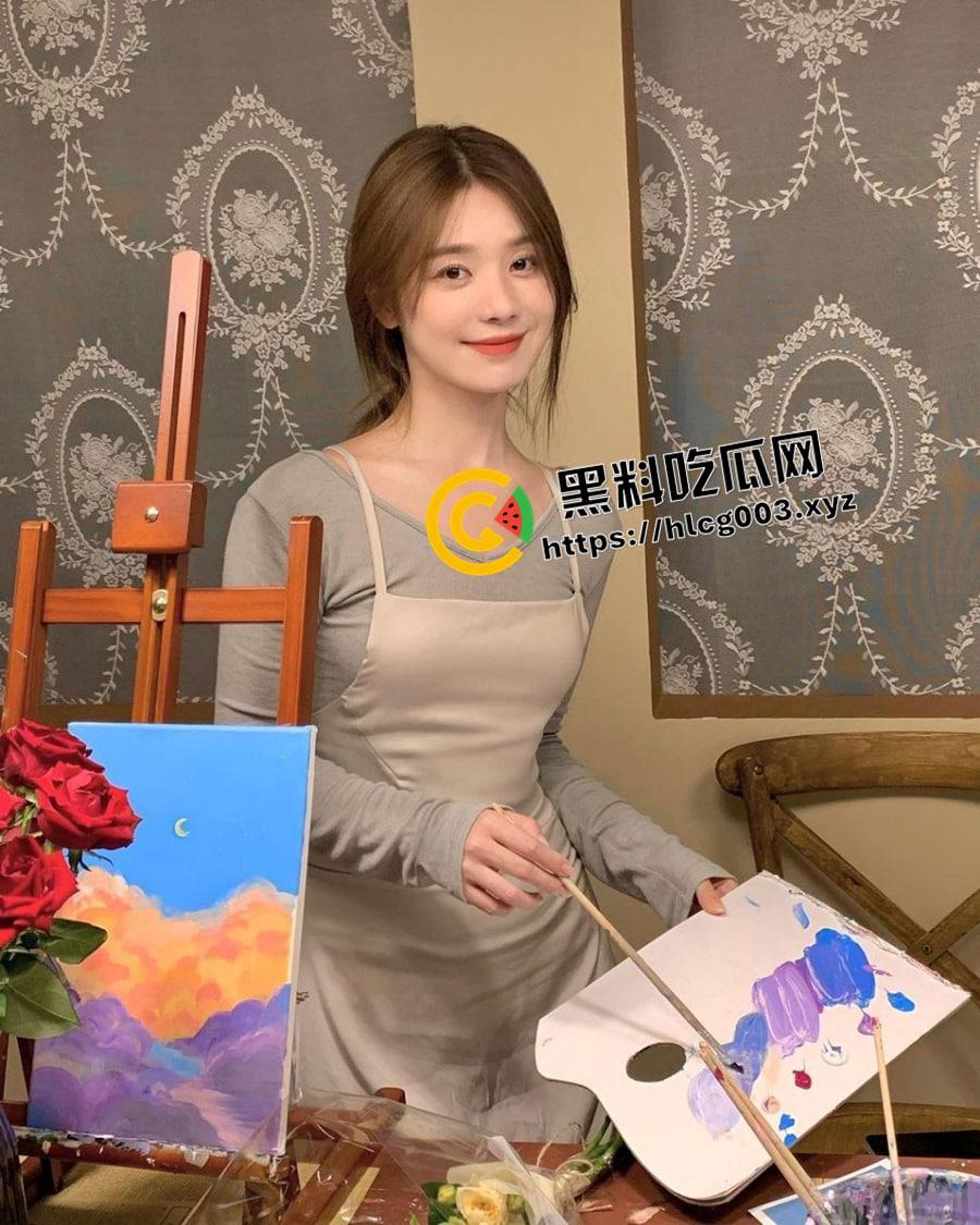 外网疯传！泰国百万粉丝网红【pimm mmss】口交自慰视频被金主流出 开朗嫩妹嘴里都是活 人美逼受罪-7