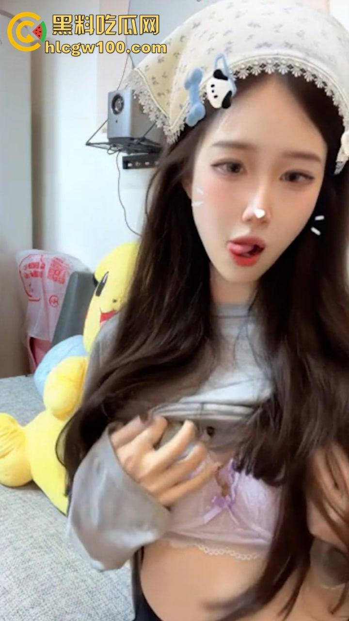 顶级颜值反差婊【swetty】自慰福利 直播裸拍露逼 各种骚姿势摆拍 真是性感极了-8