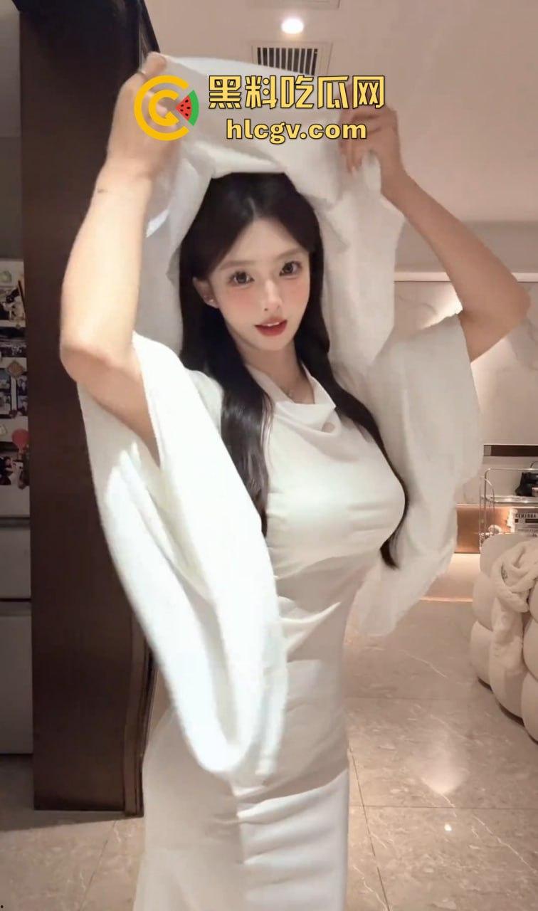 万圣节限定胆小慎点！鬼面娘性感到榨人精尽亡，极品身材撑起顶级炮架，告诉俺娘俺不是孬种！-17