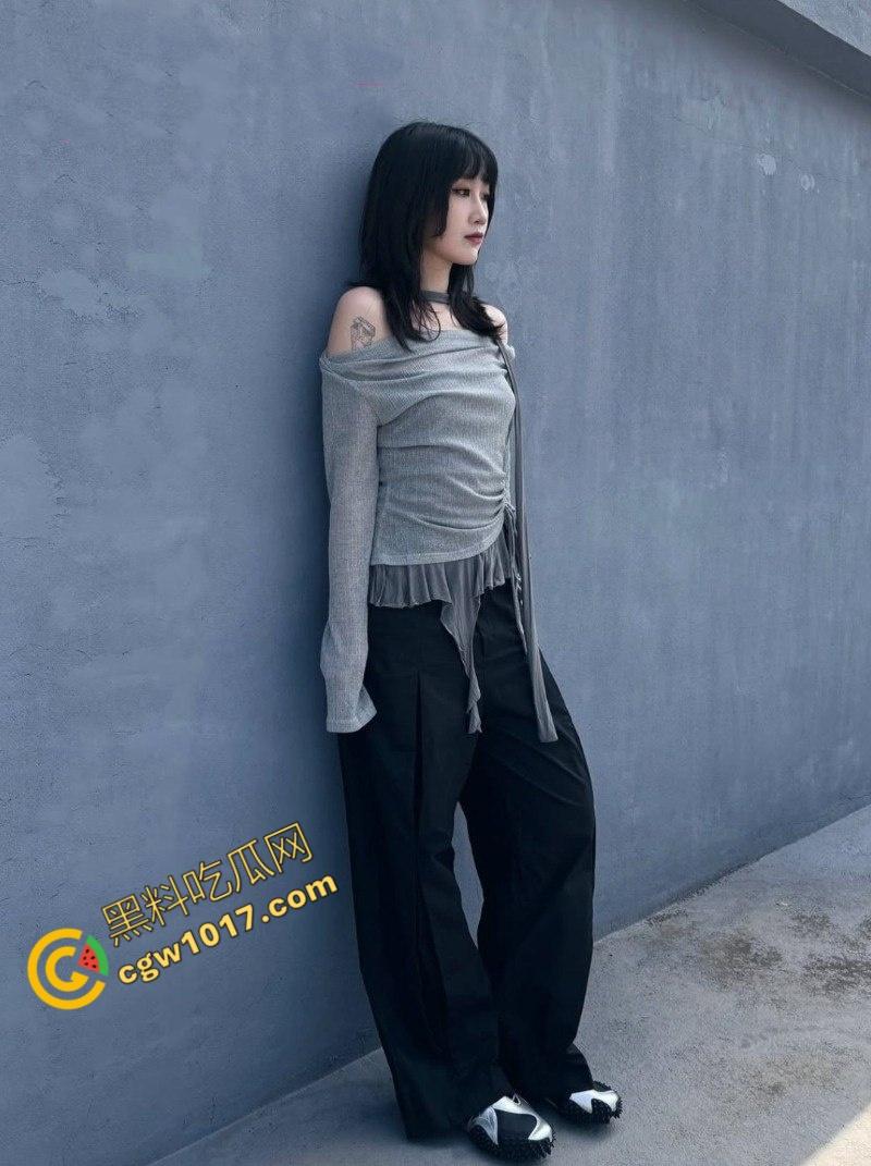 狂野纹身美女【柔柔】私密视频惊爆网络！唇舌撩人，臀波乳浪，肉棒深接，粗野激情，欲望爆棚-9