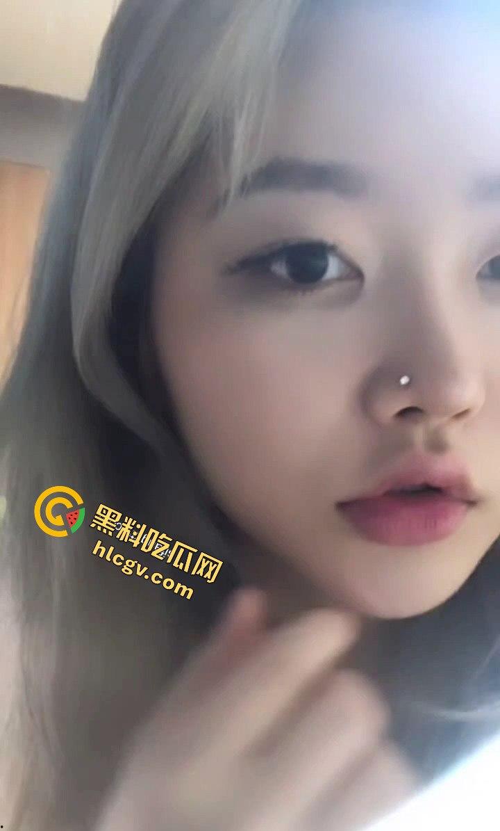 OnlyFans中韩混血女神【莎伊克】性爱私拍流出!肥臀后入啪啪,深喉裹屌,爆操无毛嫩穴!-1