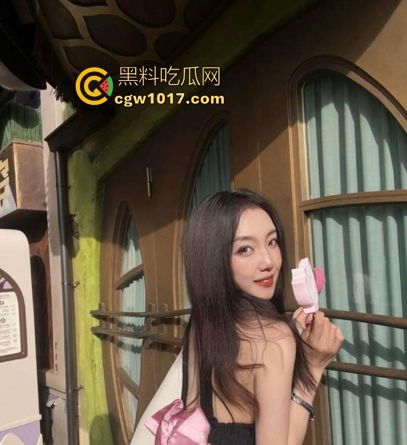 极品高颜值女留学生 ，吊多民富二代，各种场合深喉吞屌喷精浪叫，玩转富豪圈堪称时间管理大师！-7