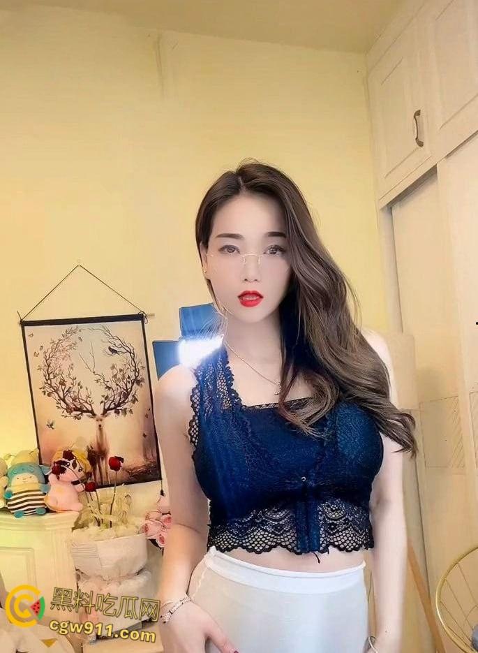 抖音擦边少妇【温柔】,榜一大哥定制激情福利流出,情趣裸舞自慰诱惑,开档丝袜小翘臀不断自慰抽插 !-5