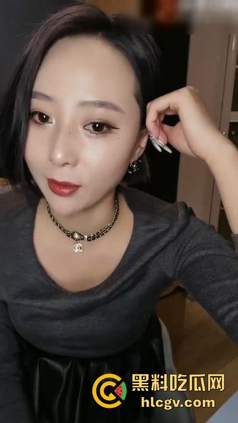 呼和浩特麻辣烫老板娘【孙娜】欠债关店两月无奈下海！肛交内射私拍外泄震惊全网！-1