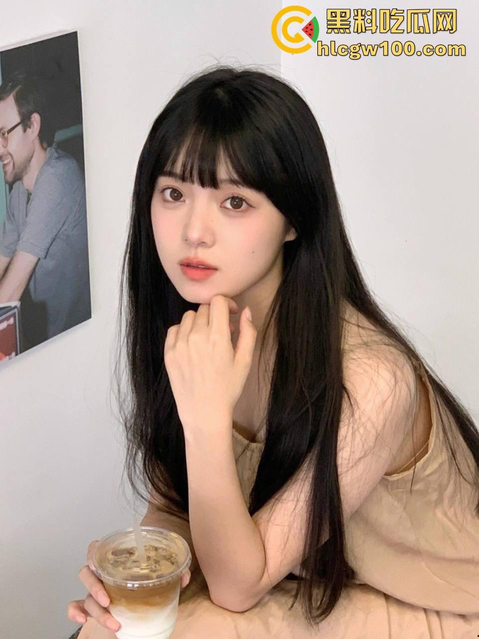 佛山摄影师无缝撩妹骚套路，模特来看猫变吃鸡，凭一只大鸡精准投喂直接搞到床上，兄弟们学废了吗？-12