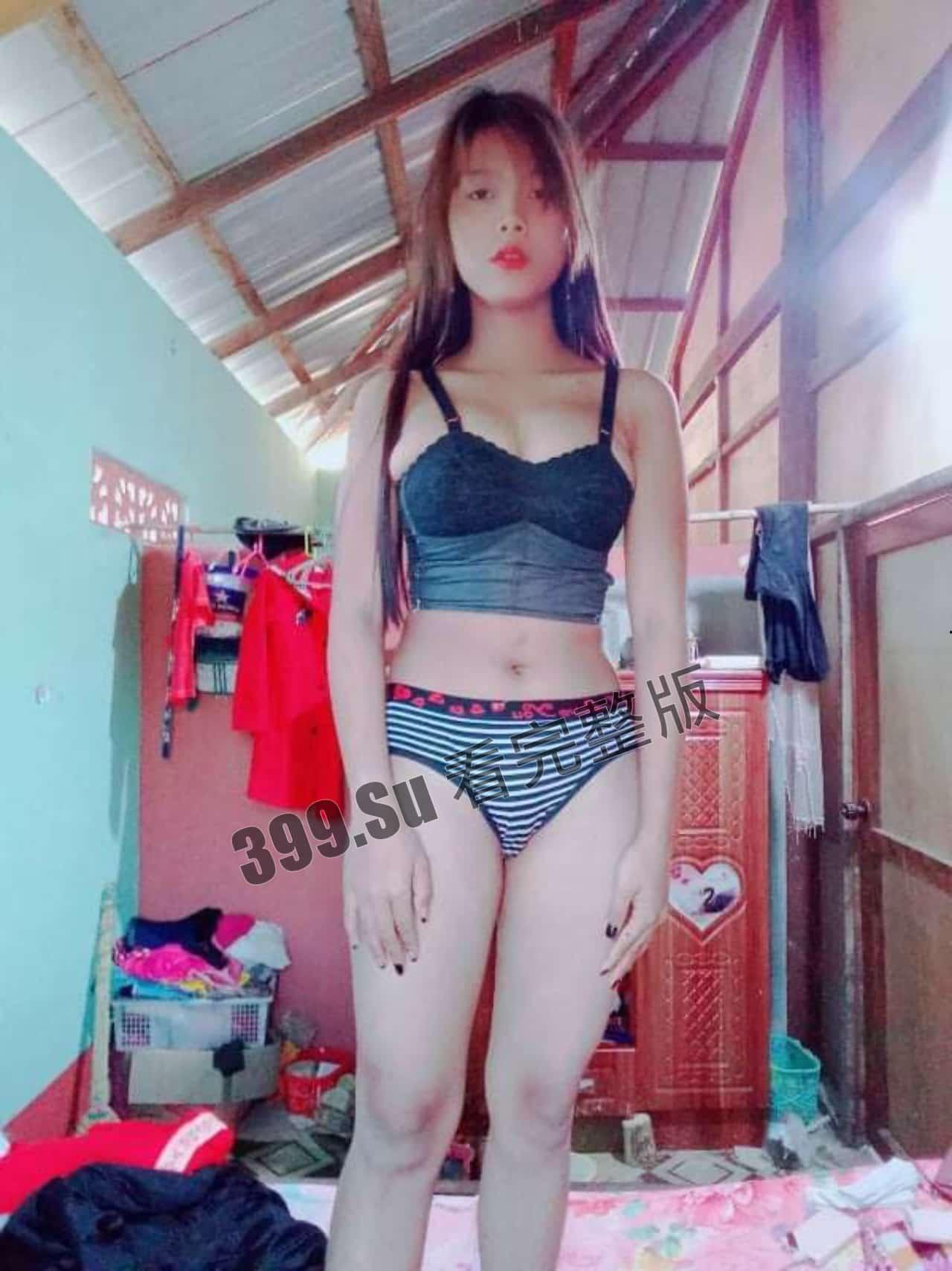 #巨乳 #自拍  来自东南亚的发骚小妹 身材很哇撒  就乳头逼黑了点-4