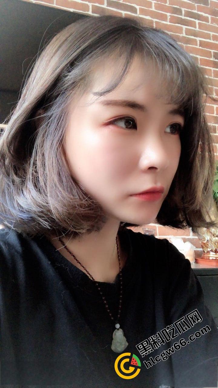 一根鸡巴干翻两个学妹,营口眼镜学妹【李静】啪啪视频曝光疯传,清纯脸配贱叫声,反差太猛!-11