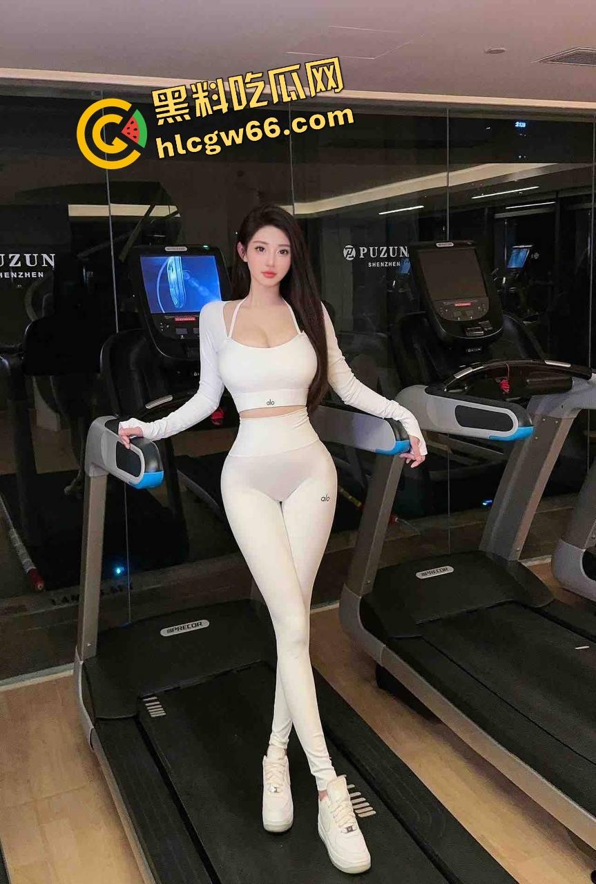 不怕女神骚,就怕女神会练腰,健身房女神『沐沐 』大奶水蛇腰操起来顶爆天花板,操起来腰比肉棒还灵活!-4