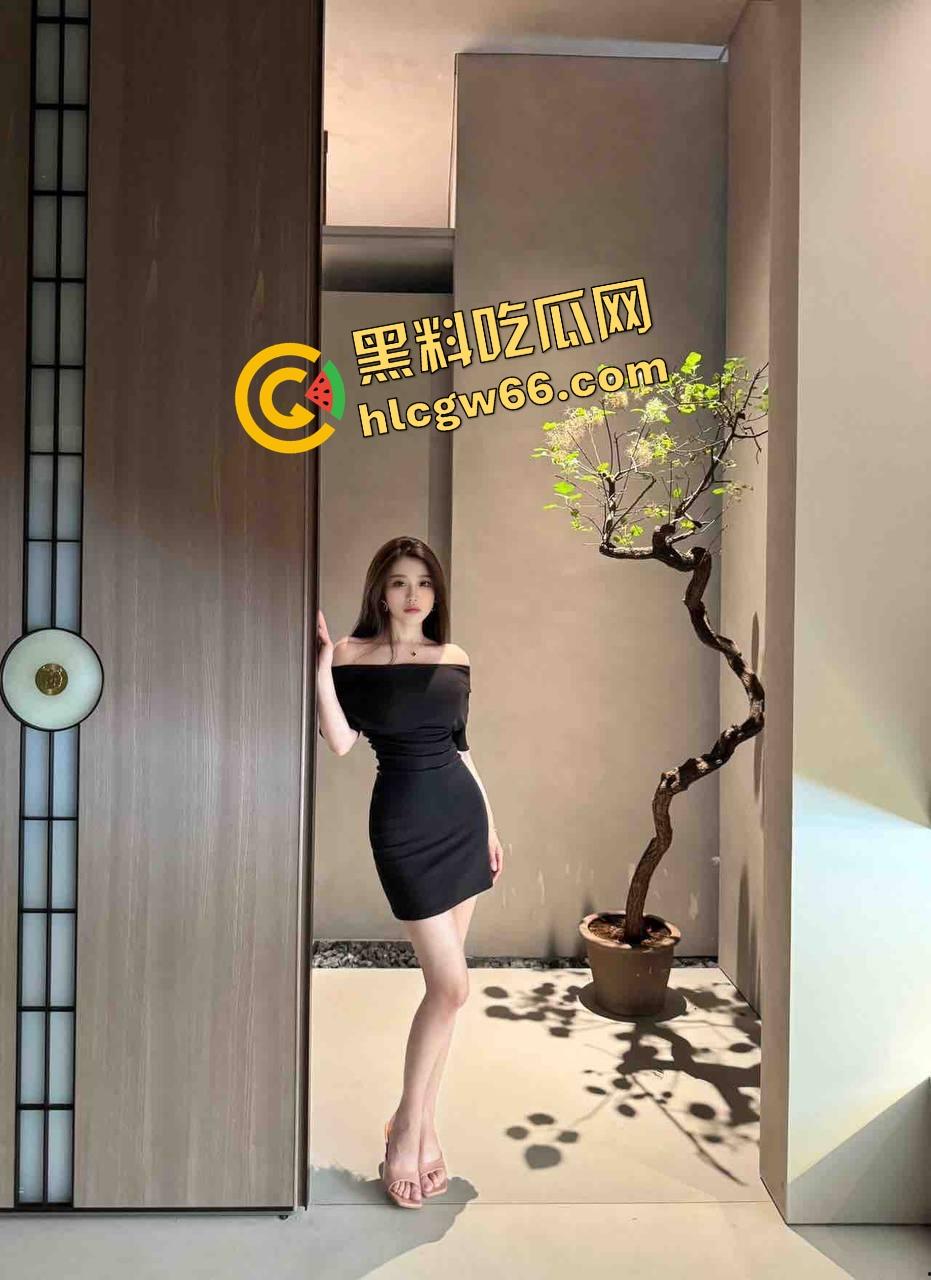 不怕女神骚,就怕女神会练腰,健身房女神『沐沐 』大奶水蛇腰操起来顶爆天花板,操起来腰比肉棒还灵活!-5