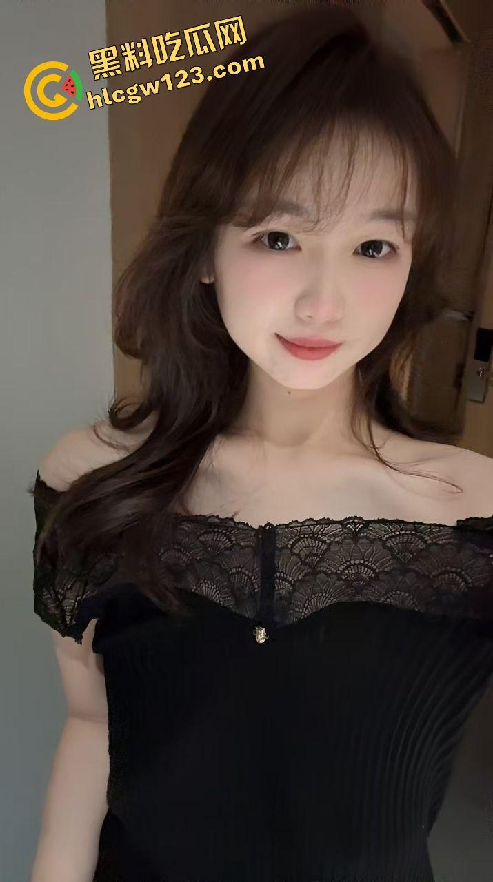 南宁炮王吃姐妹花吃上瘾，双飞两颗奶，鲍鱼拼盘天天不重样奶香鲍滑爽到爆，就是丝袜颜色太拉了！-3