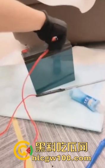 黑丝高跟电击鲍鱼了解一下，少女被调教到淫叫抽搐，带电的鲍鱼咬一口怕是连舌头都麻，你敢吃电击鲍鱼吗？-12