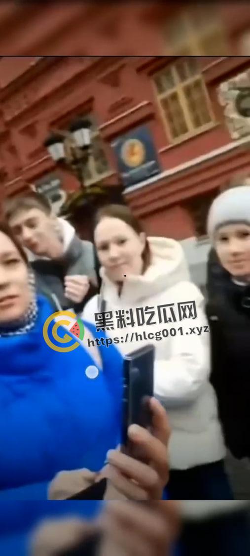 全世界丢人!安徽小老板【单浩东】俄罗斯红场发言中国有几亿普京粉丝 中国愿意出兵帮俄罗斯 这脑子怎么当上老板的-2