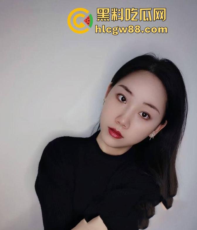 不是老师不会叫 哥哥你要不带套 重庆希望小学极品骚货老师【秦依依】 露脸开发调教黑丝开裆淫叫!-4