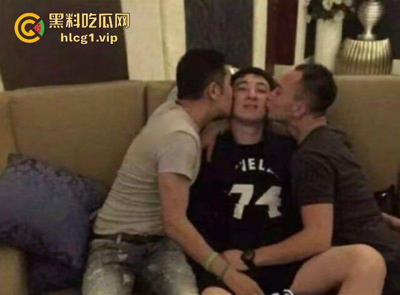 [王思聪]其实是双向恋 其私生子闪闪是来掩盖他的不孕不育！前女友雪梨嗑药被爆光 !-11