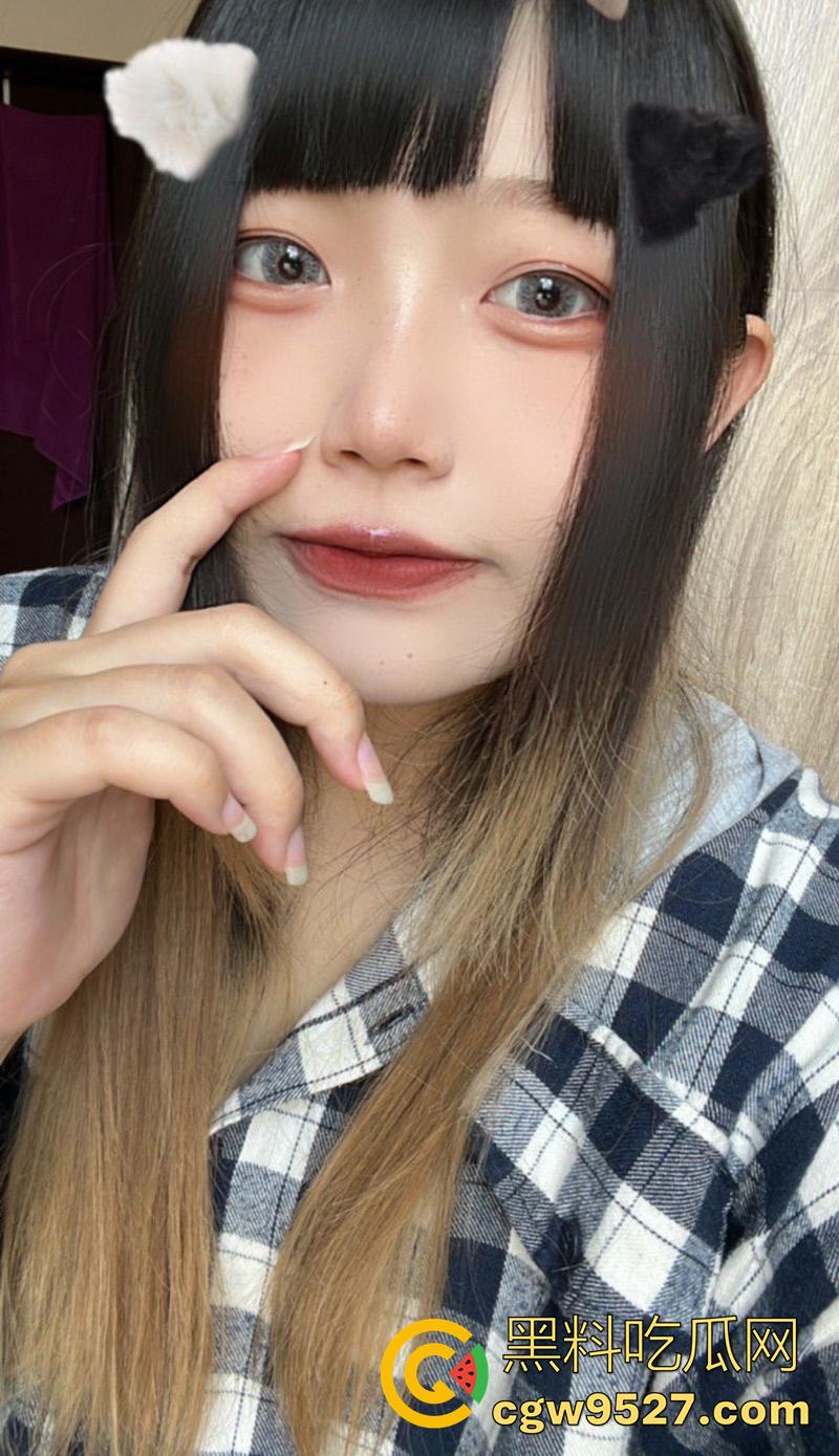 厦门高颜值母狗【赵茹艺】，非常反差的大奶人妻，背着老公装少女，在网上勾引弟弟，被老公发现曝光-1